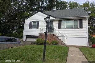 569 Center Ave, River Edge, NJ 07661 - Photo 1
