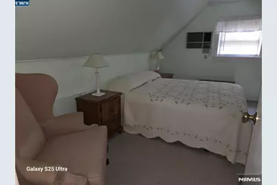 569 Center Avenue, River Edge, NJ 07661 - Photo 15