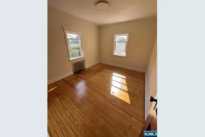 429 Macarthur Avenue, Garfield, NJ 07026 - Photo 5