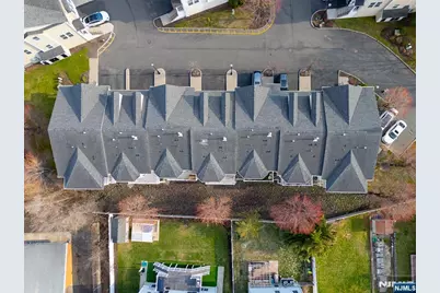 5 Creekside Court, Secaucus, NJ 07094 - Photo 37