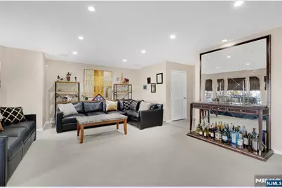 5 Creekside Court, Secaucus, NJ 07094 - Photo 31