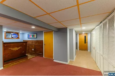 25 Bond Street, Wallington, NJ 07057 - Photo 17
