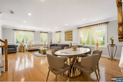 207 Stonehouse Road, Glen Ridge, NJ 07028 - Photo 7