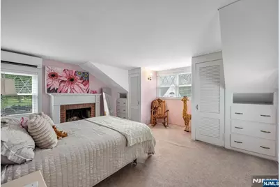 41 E Crescent Avenue, Mahwah, NJ 07430 - Photo 17