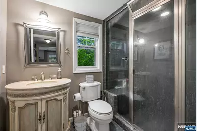 41 E Crescent Avenue, Mahwah, NJ 07430 - Photo 35