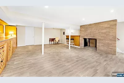 349 N Ridgewood Boulevard, Washington Township, NJ 07676 - Photo 31