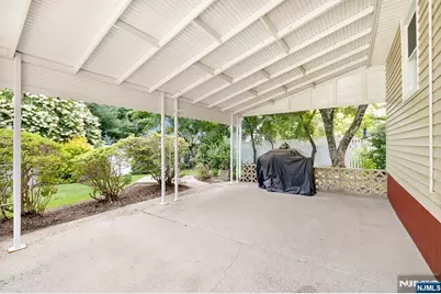 349 N Ridgewood Boulevard, Washington Township, NJ 07676 - Photo 47