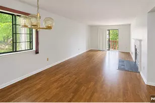 201 Mark Twain Way, Mahwah, NJ 07430 - Photo 3