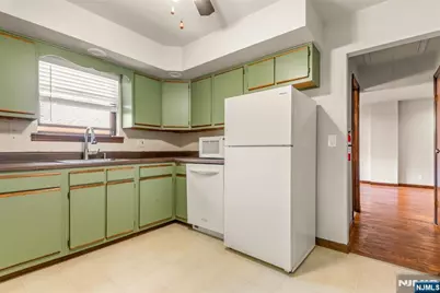 204 Terhune Avenue F #F, Lodi, NJ 07644 - Photo 7