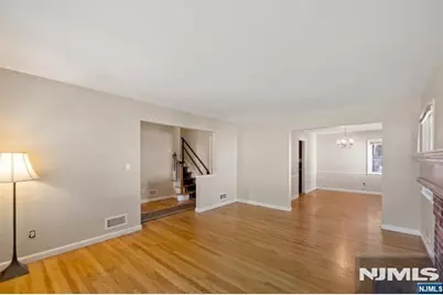 546 Lynn Street, Ridgewood, NJ 07450 - Photo 7