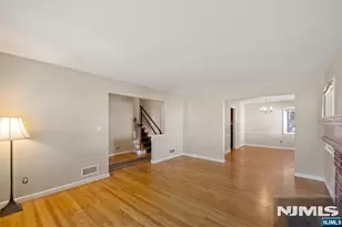 546 Lynn St, Ridgewood, NJ 07450 - Photo 7