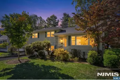546 Lynn Street, Ridgewood, NJ 07450 - Photo 3