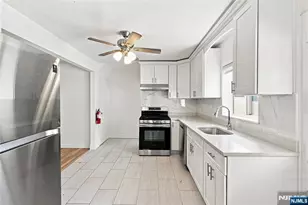 100 Overlook Ave, Leonia, NJ 07605 - Photo 11