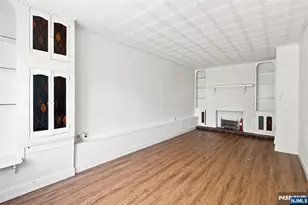 100 Overlook Ave, Leonia, NJ 07605 - Photo 17