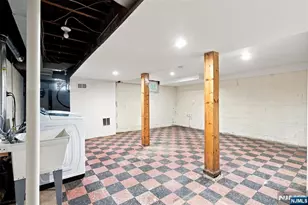 100 Overlook Ave, Leonia, NJ 07605 - Photo 33