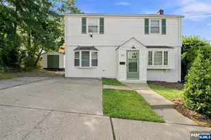 100 Overlook Ave, Leonia, NJ 07605 - Photo 39
