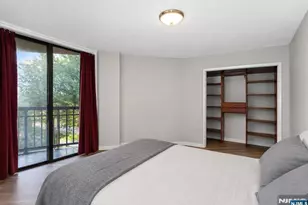 117 Harmon Cove Tower 117, Secaucus, NJ 07094 - Photo 17