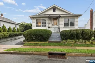 16 Lee St, Elmwood Park, NJ 07407 - Photo 1
