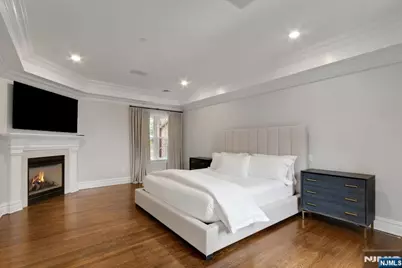 704 Heights Lane, Tenafly, NJ 07670 - Photo 17