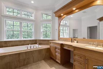 704 Heights Lane, Tenafly, NJ 07670 - Photo 21