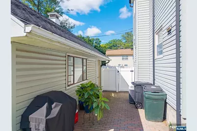 255 E 54th Street, Elmwood Park, NJ 07407 - Photo 25