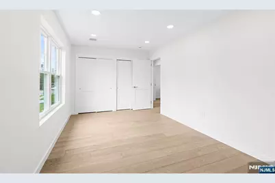 2-25 Kenneth Avenue, Fair Lawn, NJ 07410 - Photo 25