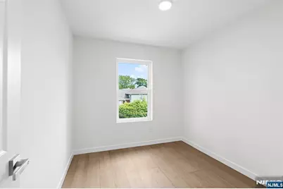 2-25 Kenneth Avenue, Fair Lawn, NJ 07410 - Photo 27