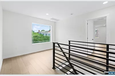 2-25 Kenneth Avenue, Fair Lawn, NJ 07410 - Photo 13