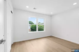 2-25 Kenneth Ave, Fair Lawn, NJ 07410 - Photo 23