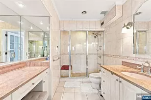 530 Gregory Ave Cp5, Weehawken, NJ 07086 - Photo 25