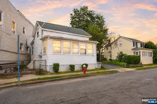 307 Washington Ave, Hackensack, NJ 07601 - Photo 1