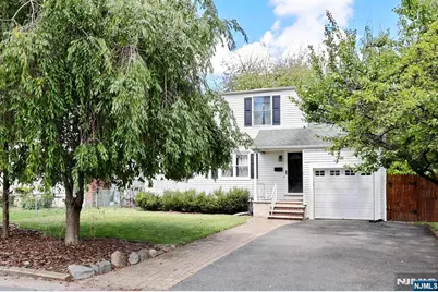 110 Hamilton Avenue, Dumont, NJ 07628 - Photo 35