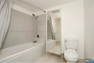 110 Hamilton Avenue, Dumont, NJ 07628 - Photo 33