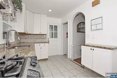 110 Hamilton Avenue, Dumont, NJ 07628 - Photo 23