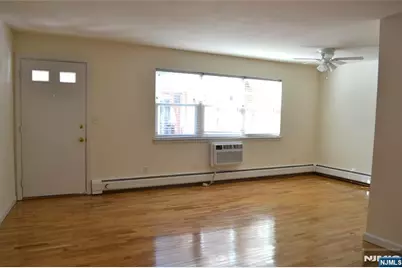 110 Midland Avenue 16A #16A, Midland Park, NJ 07432 - Photo 3