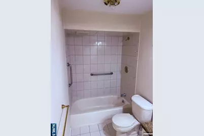 466 Liberty Street 306 #306, Little Ferry, NJ 07643 - Photo 7