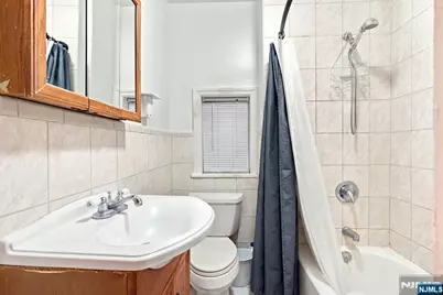 85 Grant Street, Fairview, NJ 07022 - Photo 9