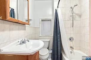 85 Grant St, Fairview, NJ 07022 - Photo 9