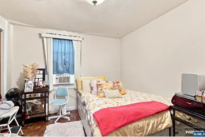 85 Grant Street, Fairview, NJ 07022 - Photo 5