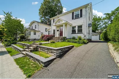 34 Cypress, Millburn, NJ 07041 - Photo 3