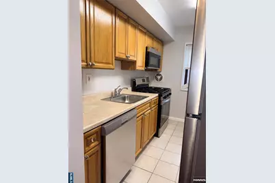220 Prospect Avenue 3D #3D, Hackensack, NJ 07601 - Photo 7
