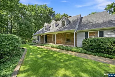 29 Hickory Hill, Montvale, NJ 07645 - Photo 35