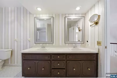 29 Hickory Hill, Montvale, NJ 07645 - Photo 27
