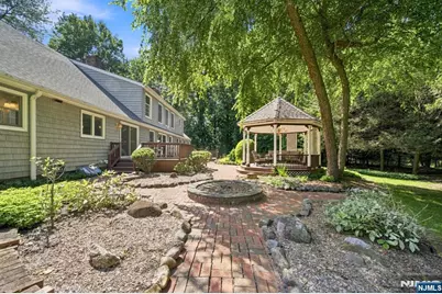 29 Hickory Hill, Montvale, NJ 07645 - Photo 31