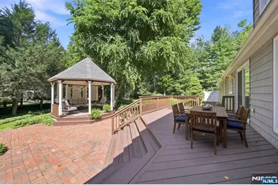 29 Hickory Hill, Montvale, NJ 07645 - Photo 13