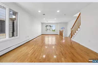326B 9th Street B #B, Palisades Park, NJ 07650 - Photo 7
