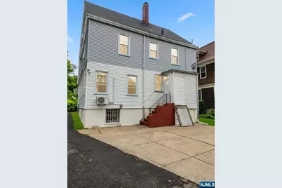 19 Cloverhill Place, Montclair, NJ 07042 - Photo 1