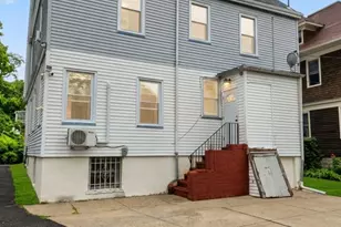 19 Cloverhill Pl, Montclair, NJ 07042 - Photo 1