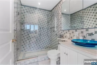 100 Carlyle Drive C18D #C18D, Cliffside Park, NJ 07010 - Photo 21