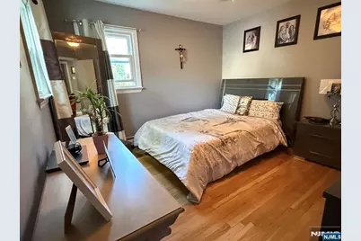 334 4th Avenue, Hawthorne, NJ 07506 - Photo 9
